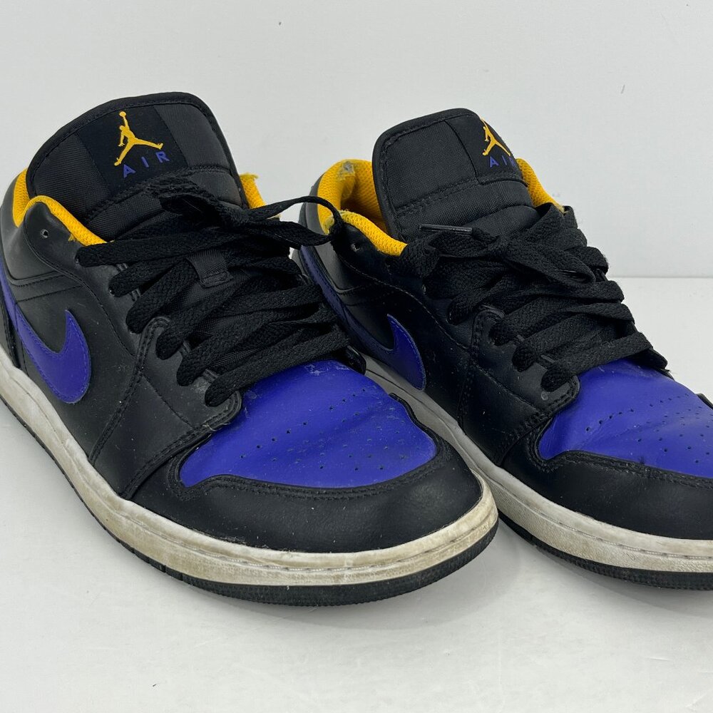 Nike Air Jordan Sneakers Size 10 Black Purple Lace Up Round Toe Low 553558-075